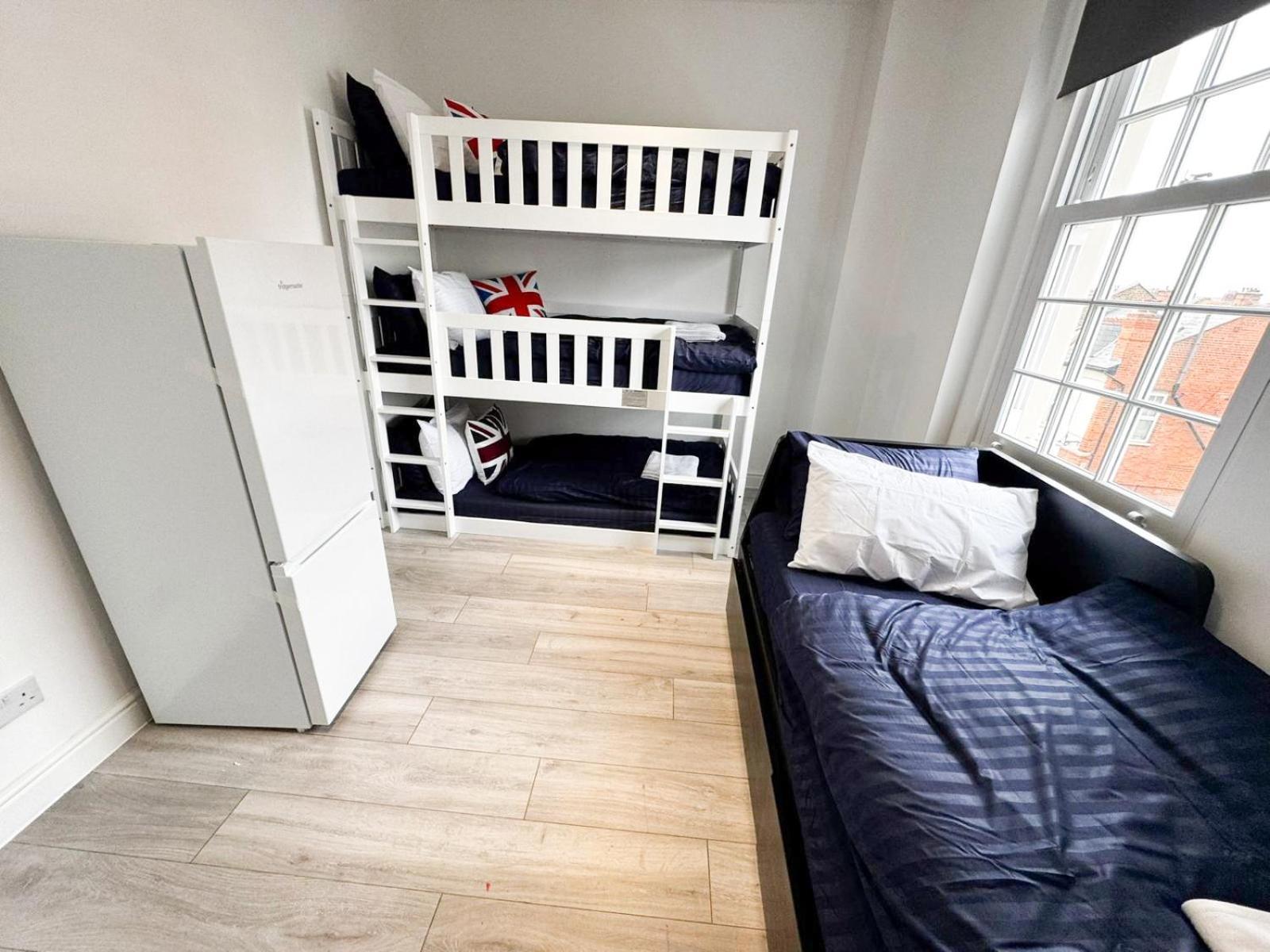 לונדון 149 Budget Guesthouse מראה חיצוני תמונה