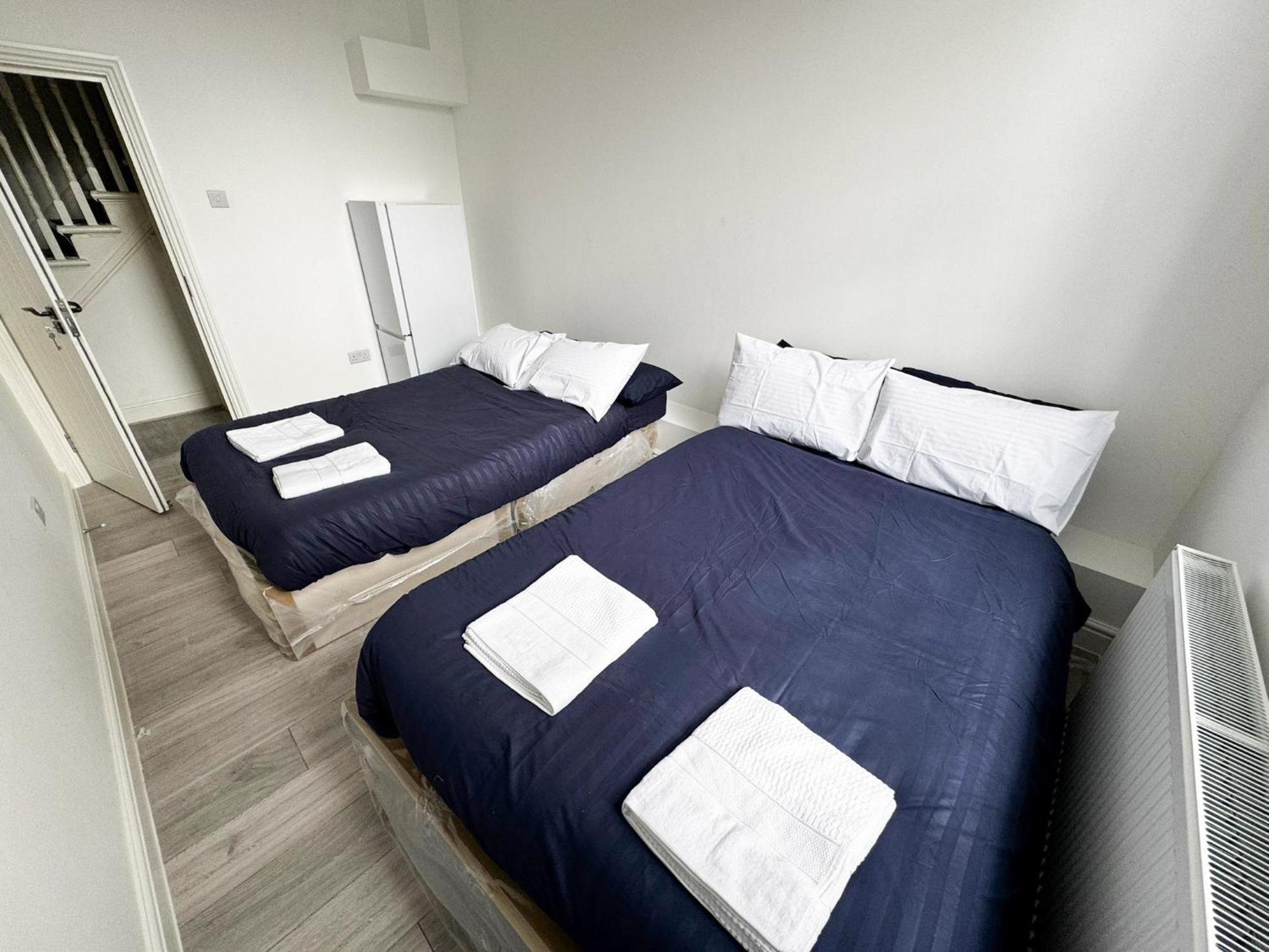 לונדון 149 Budget Guesthouse מראה חיצוני תמונה